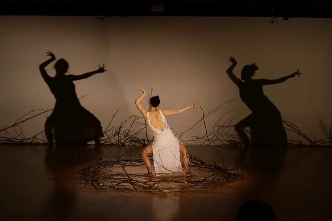 We&rsquo;re so excited to welcome multidisciplinary artist Mitsu Salmon for a special Art Talk on May 25 starting at 630 pm.

As a visionary of self-expression, @mitsusalmon explores intersection and translation across different cultures, languages, 