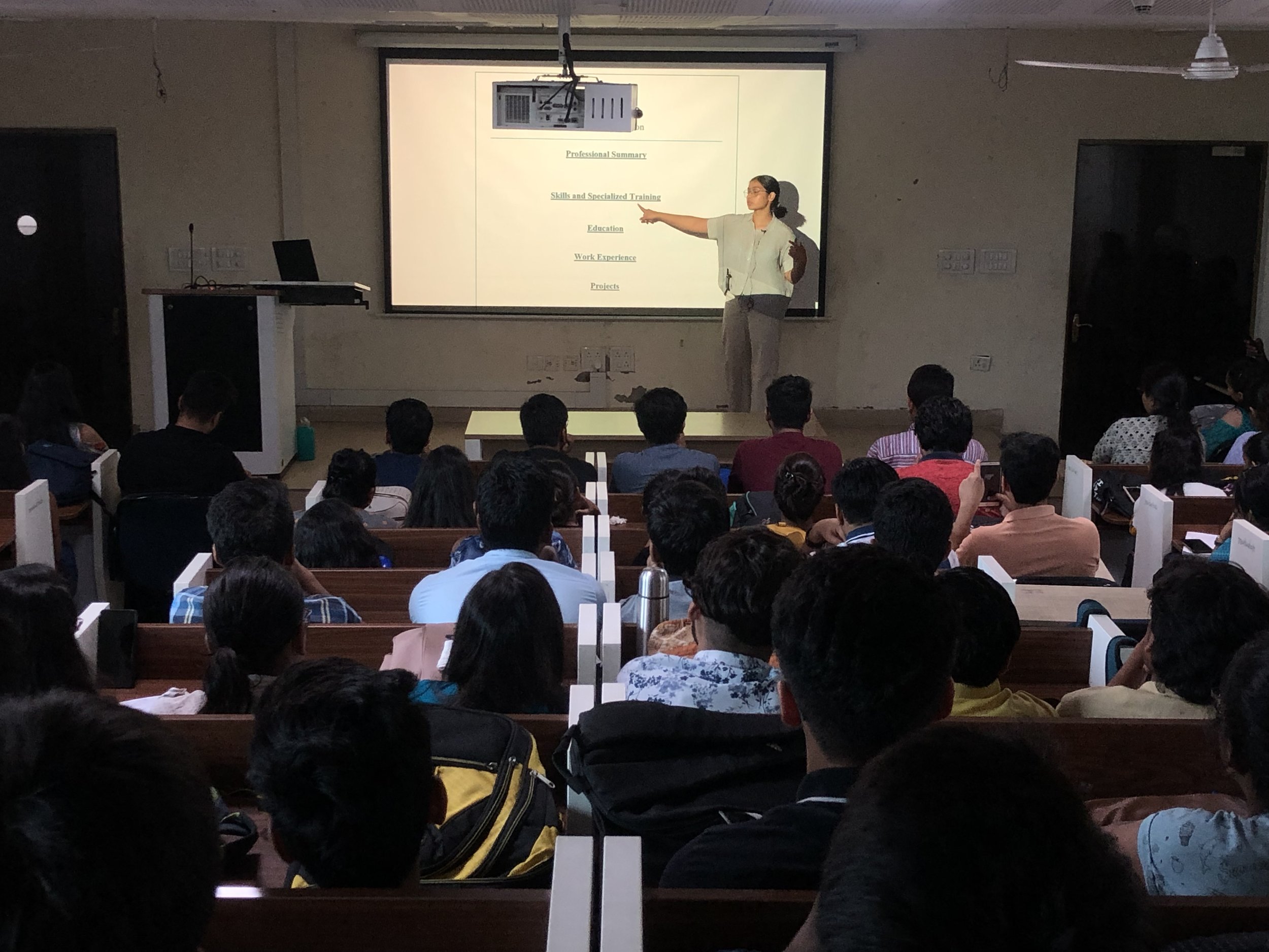 Deen Dayal Upadhyaya College, University of Delhi
