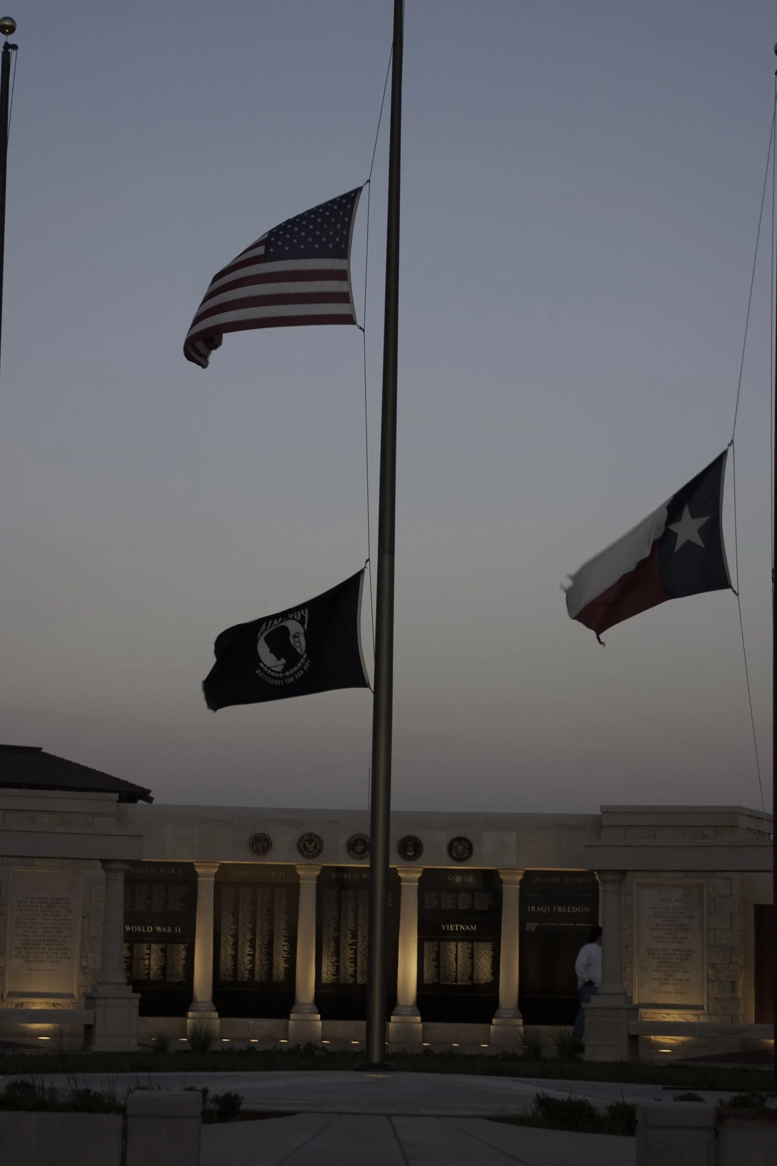 h_lbb_memorials-3.jpg