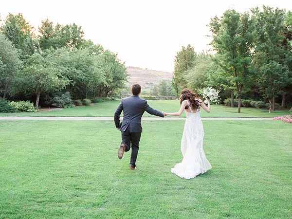 Bride and Groom at Thanksgiving Point Golf Club Wedding