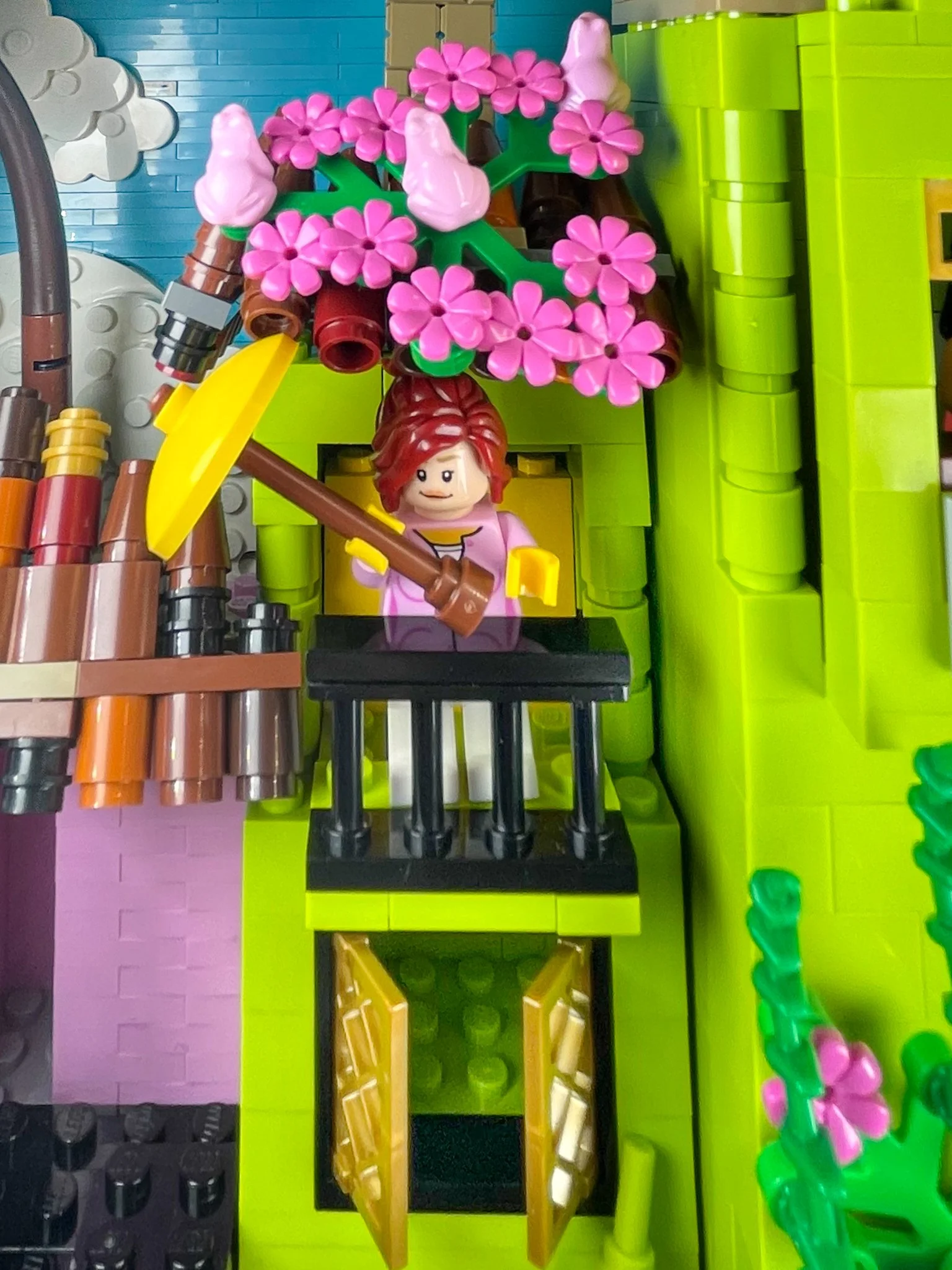 Mel Lego Encanto MOC-5.jpg