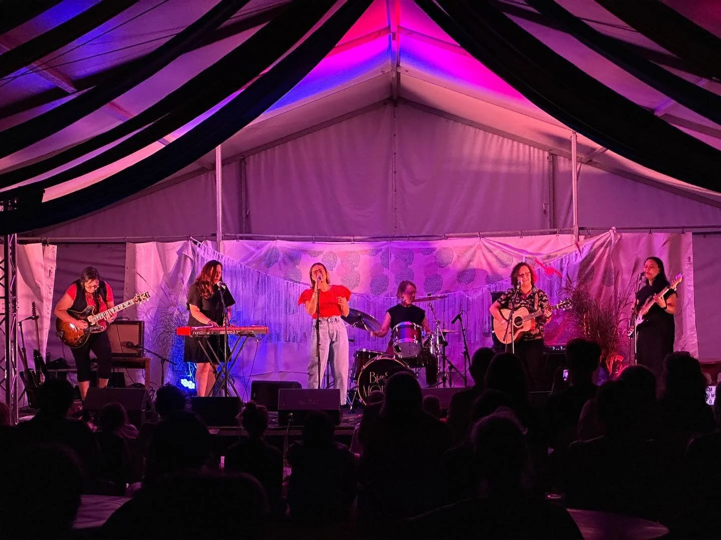 Day two of @majorscreekfestival what a treat! We&rsquo;re ready to kickstart day 3 at the Pub 🤠 come say hi! 4pm 🍺