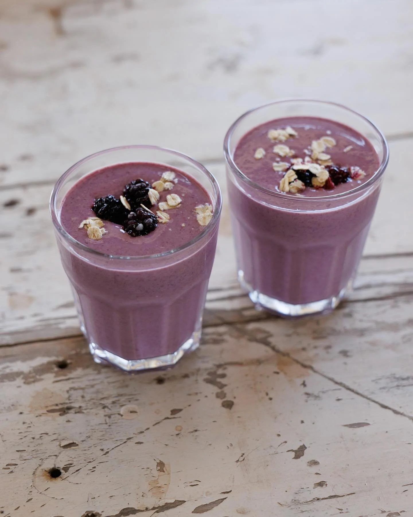 Breakfast for people who aren&rsquo;t really breakfast people. Our Berry Oat Smoothie has a good dose of plant-protein to kick start your day and avoid the mid morning hunger pangs. You&rsquo;ll find this recipe and plenty of other healthy ideas unde