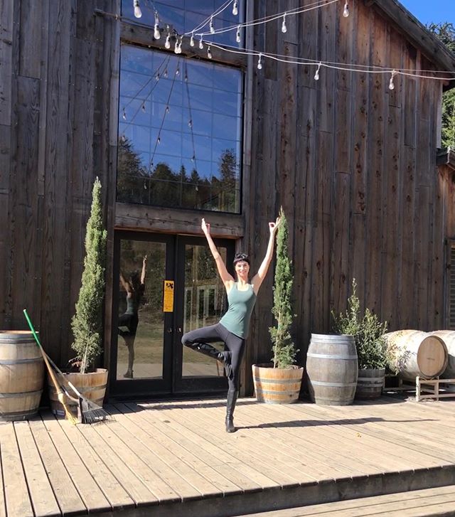 I&rsquo;m beyond excited to hold my first yoga retreat in this very special place called Oz Farm.  Oz farms is completely an off-the-grid &amp; all organic farm that nestled in the rolling hills of Northern California only about 10 mins away from the