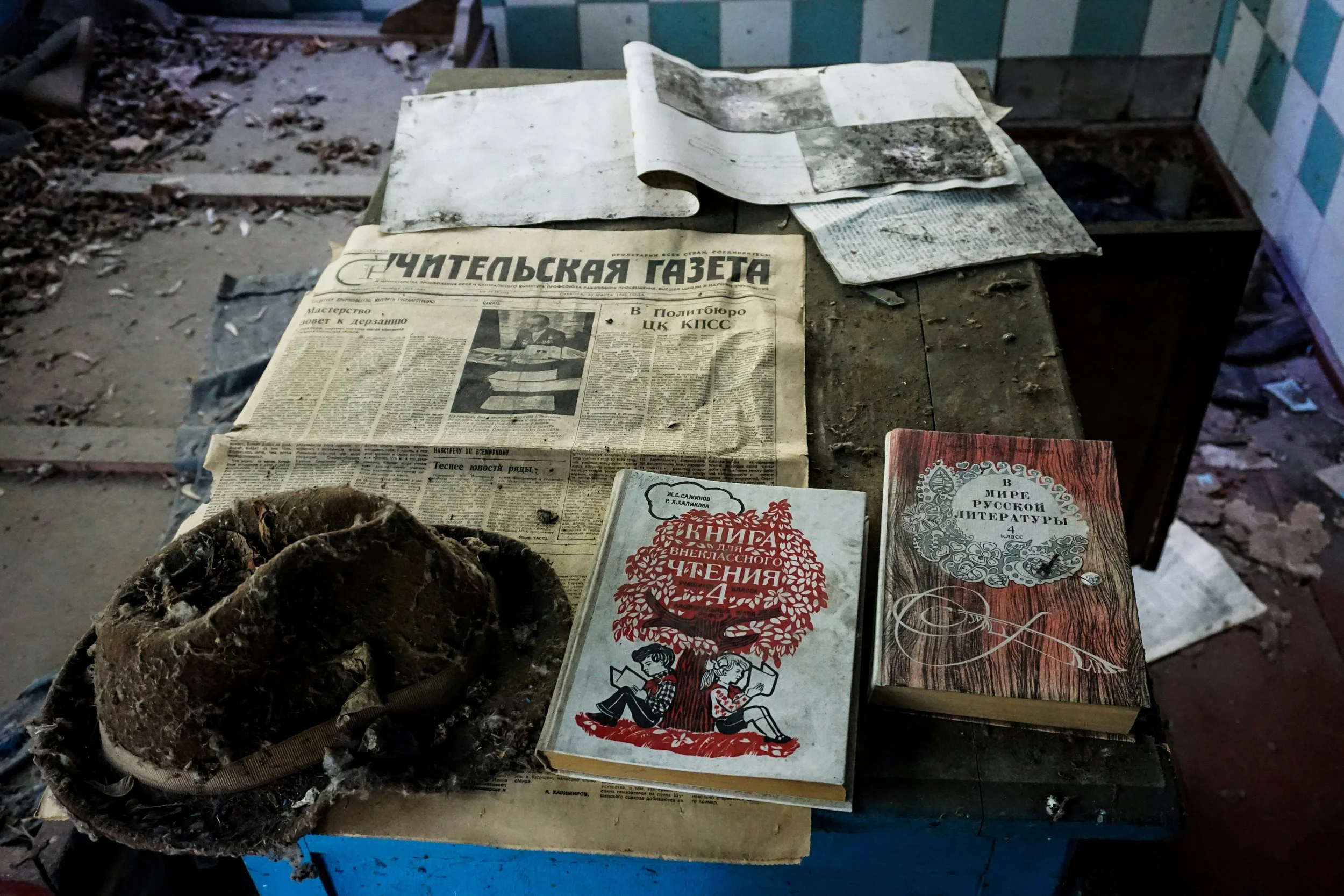 Nuclear cultures and content