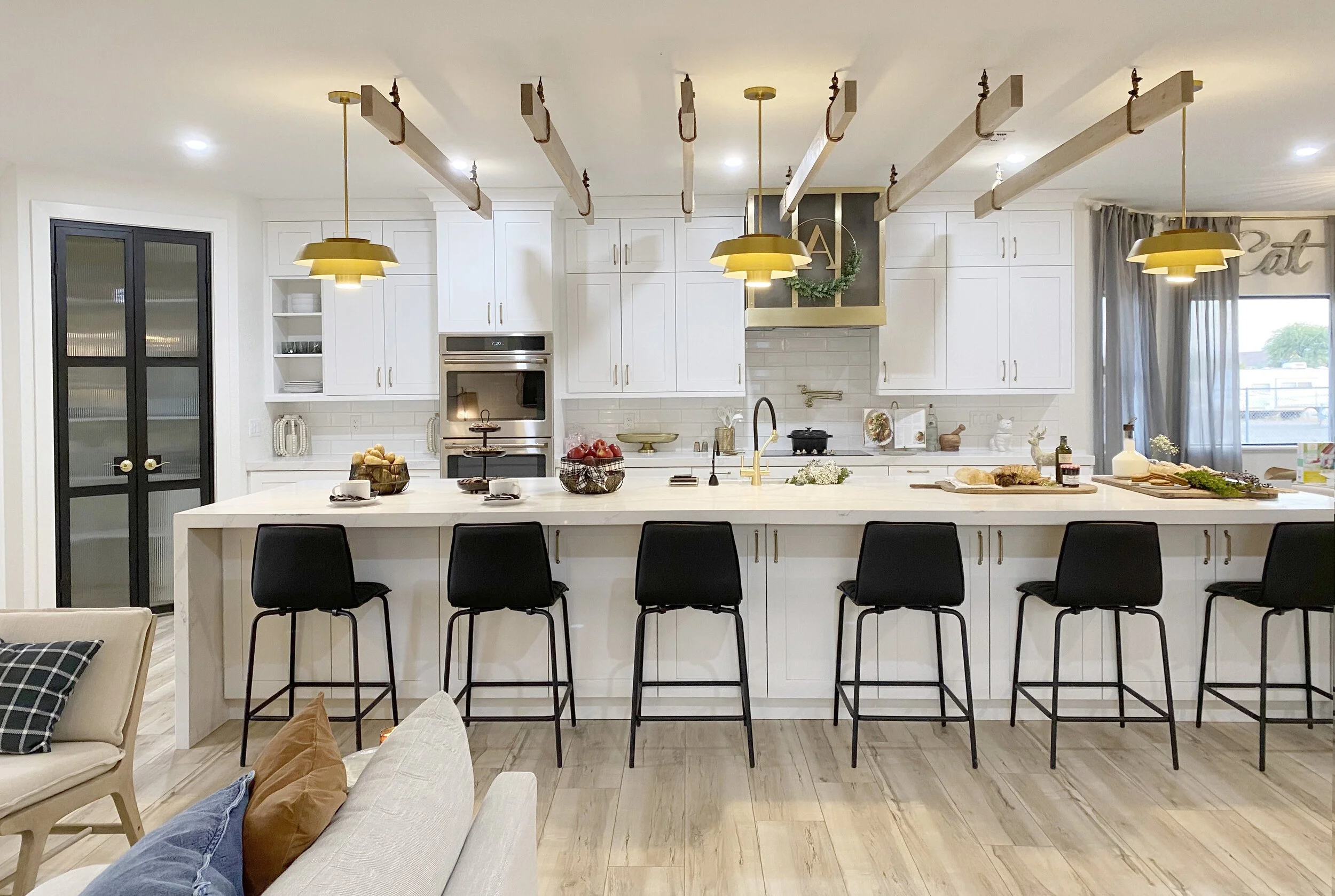 AESTHETIK Design by Victoria Tik