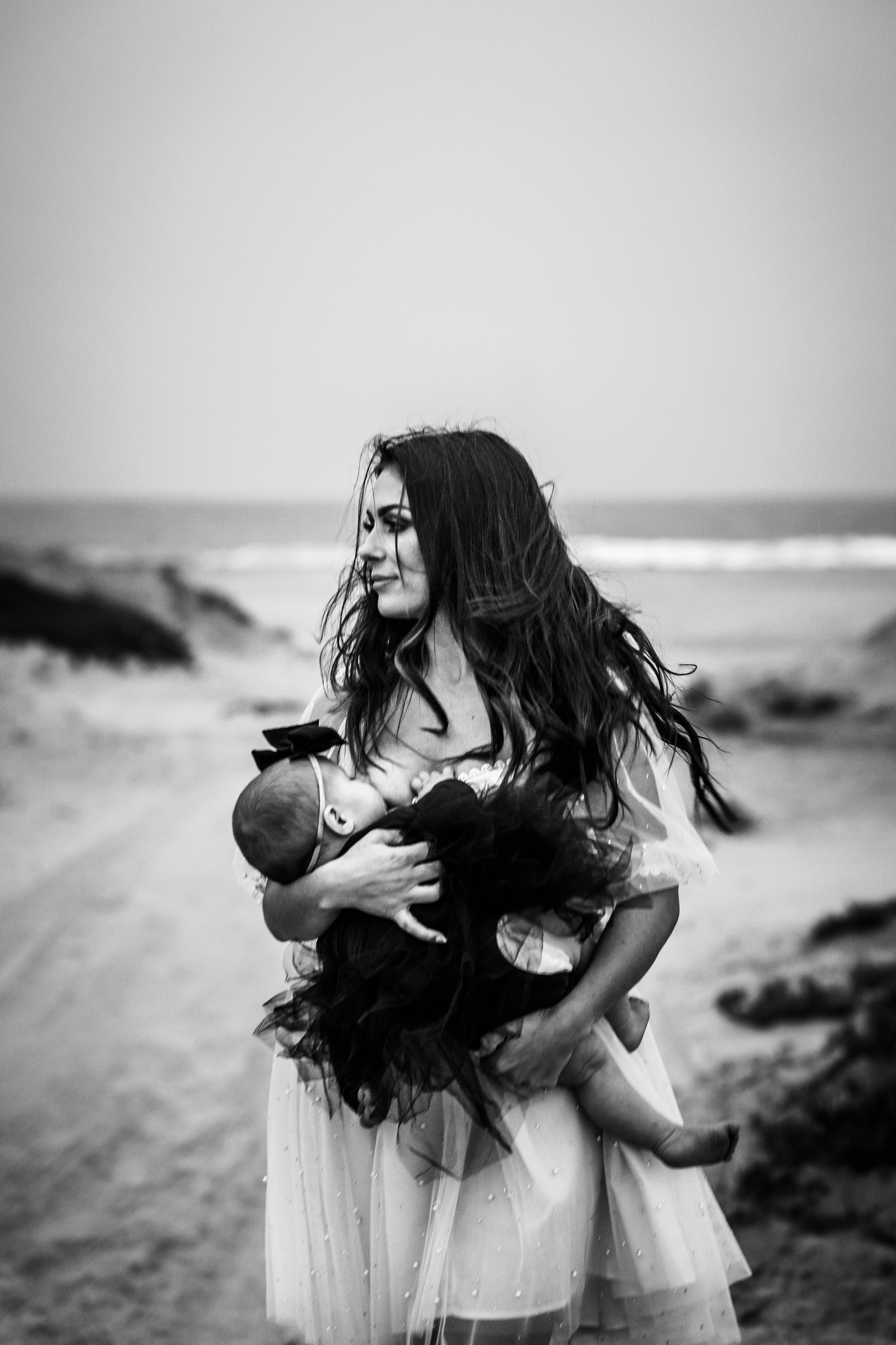 Lauren Mulloy Breast Feeding sneaks-6.jpg