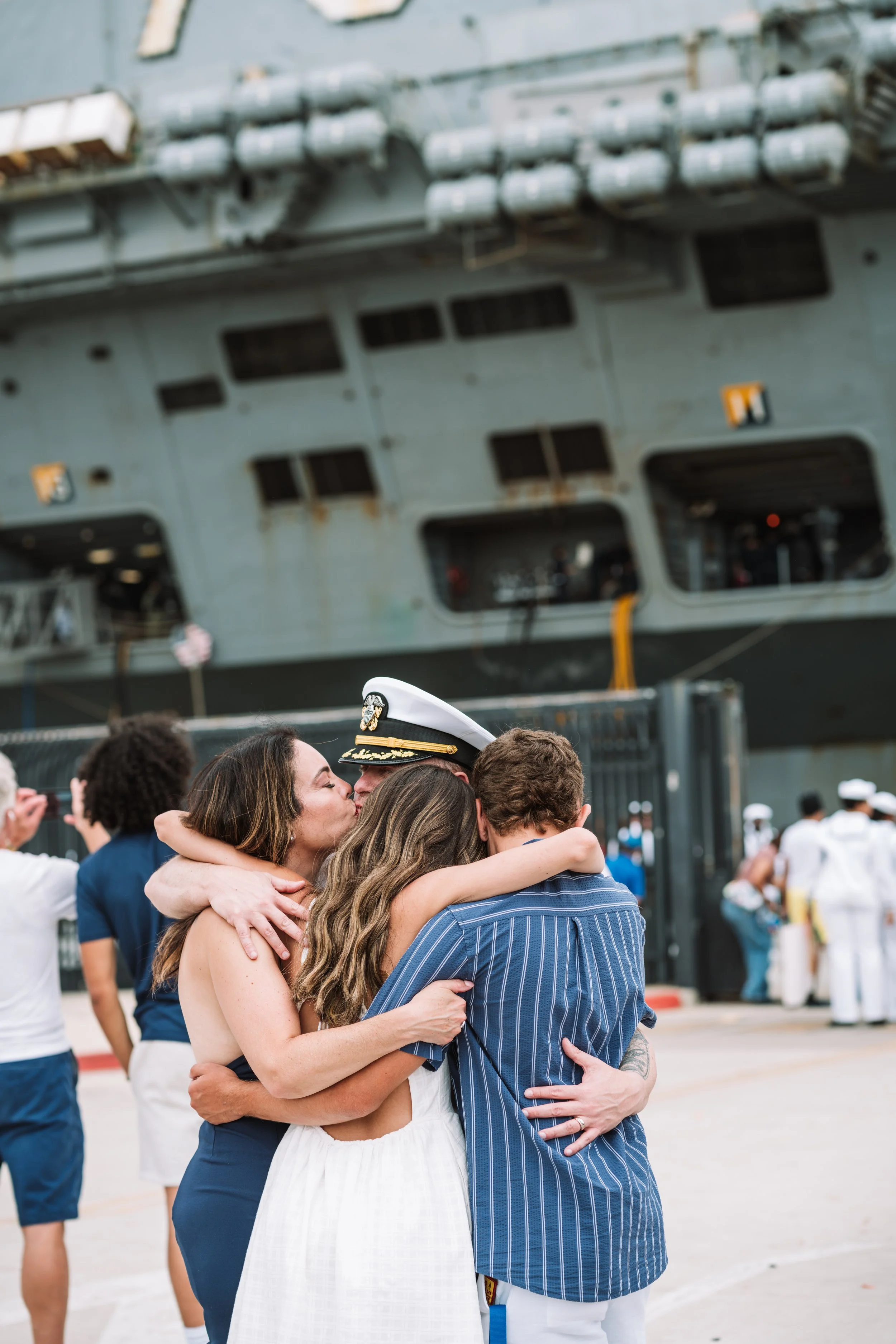 Larsen USS Vinson Homecoming - Aug 2025 - SNEAK PEEKS-65.jpeg