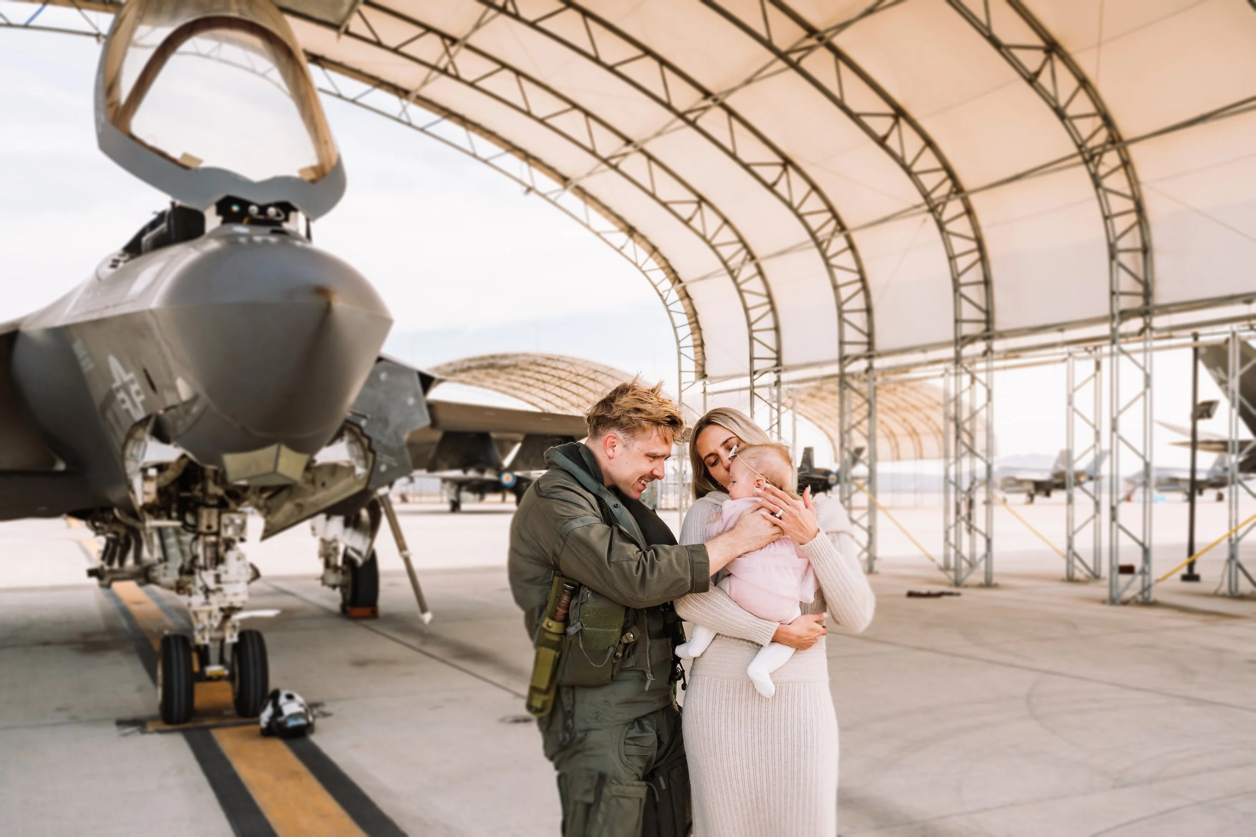 Liz Husky Margaret VMFA 314 Dec 2024 Homecoming - FINAL-148.jpg