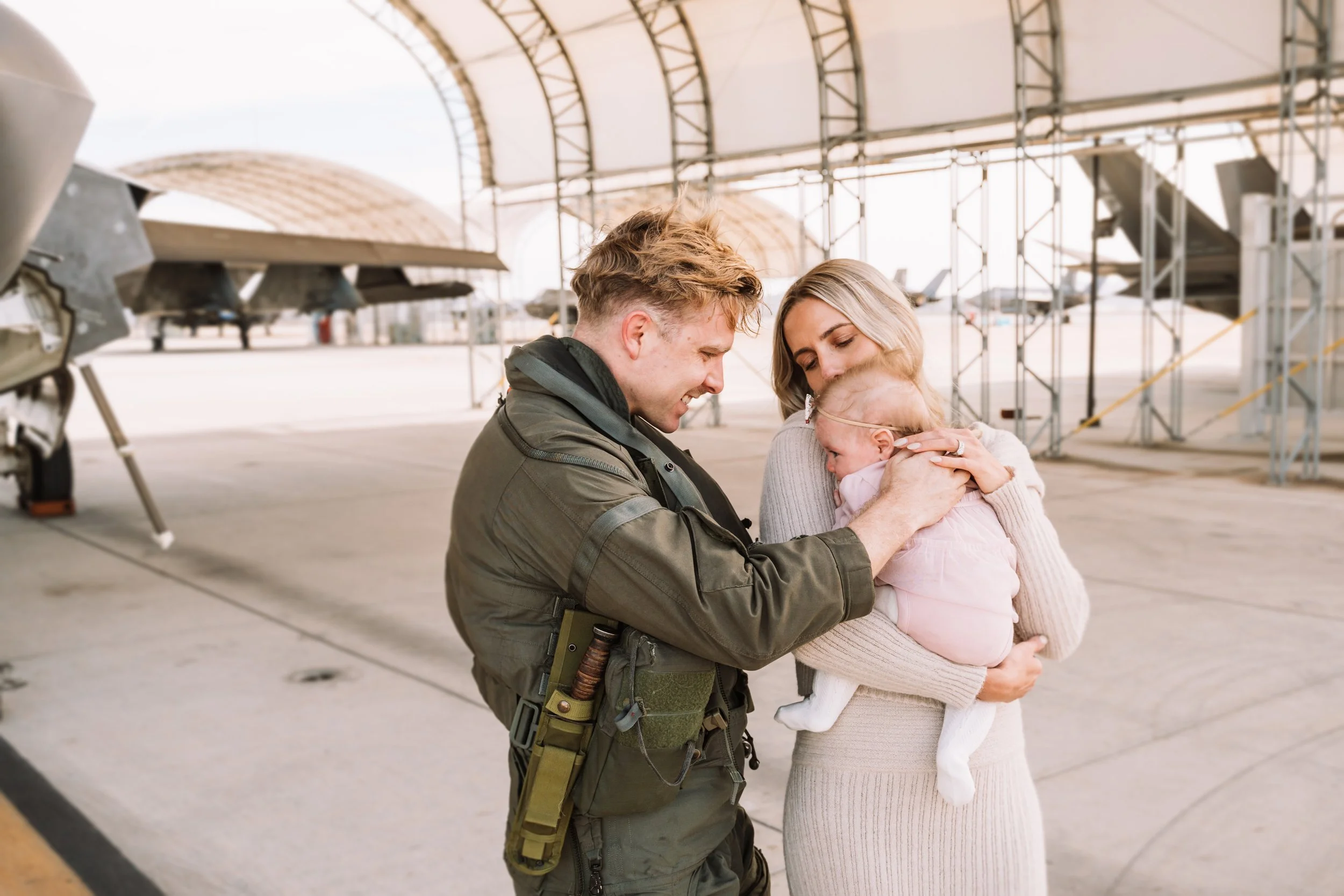 Liz Husky Margaret VMFA 314 Dec 2024 Homecoming - FINAL-151.jpg