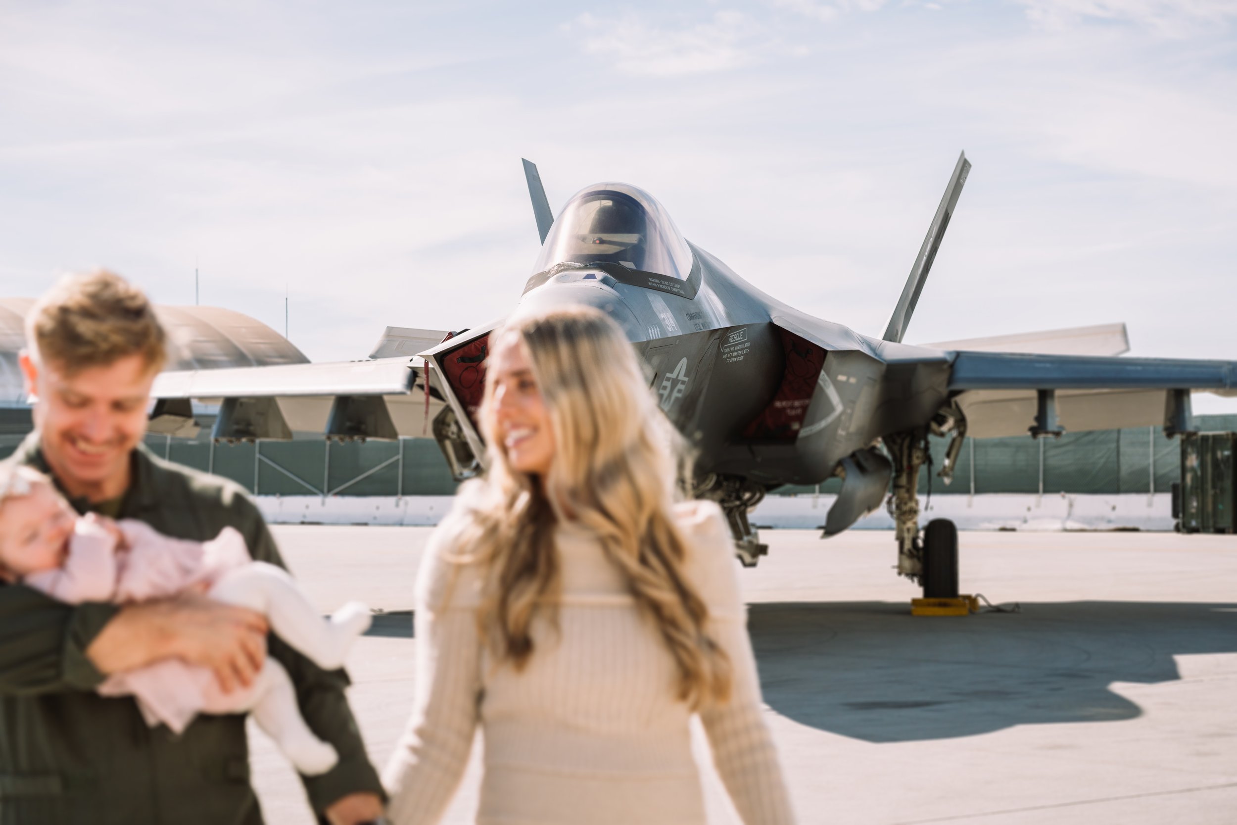 Liz Husky Margaret VMFA 314 Dec 2024 Homecoming - FINAL-329.jpg