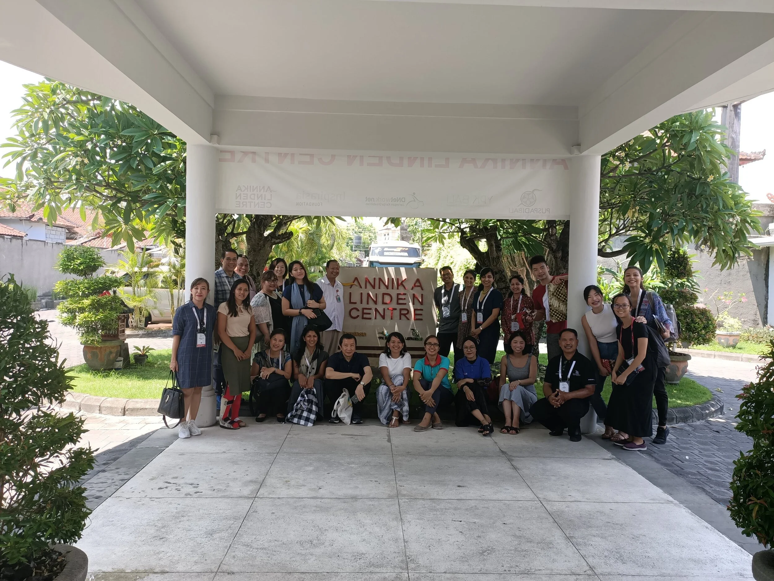 AVPN partners and delegates visit the Annika Linden Centre 