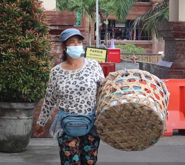 Women at Badung market realise that health is the most important asset to remain strong and empowered
