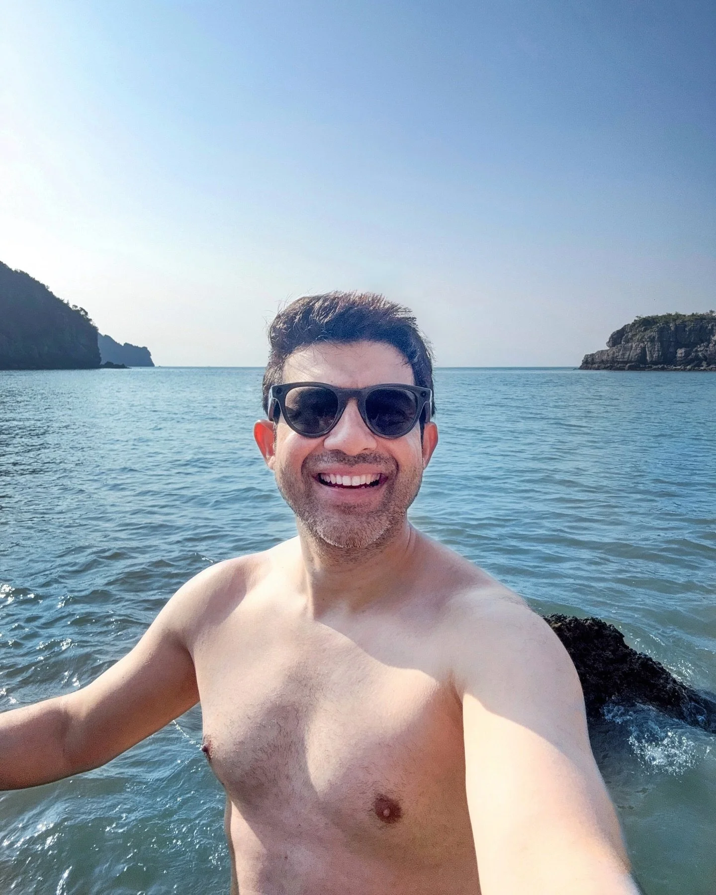 Showing off some holiday weight and the reasons for it from a few days ago in Vietnam 🤤
.
#vietnam #hanoi #travel #banhmi #foodgasm