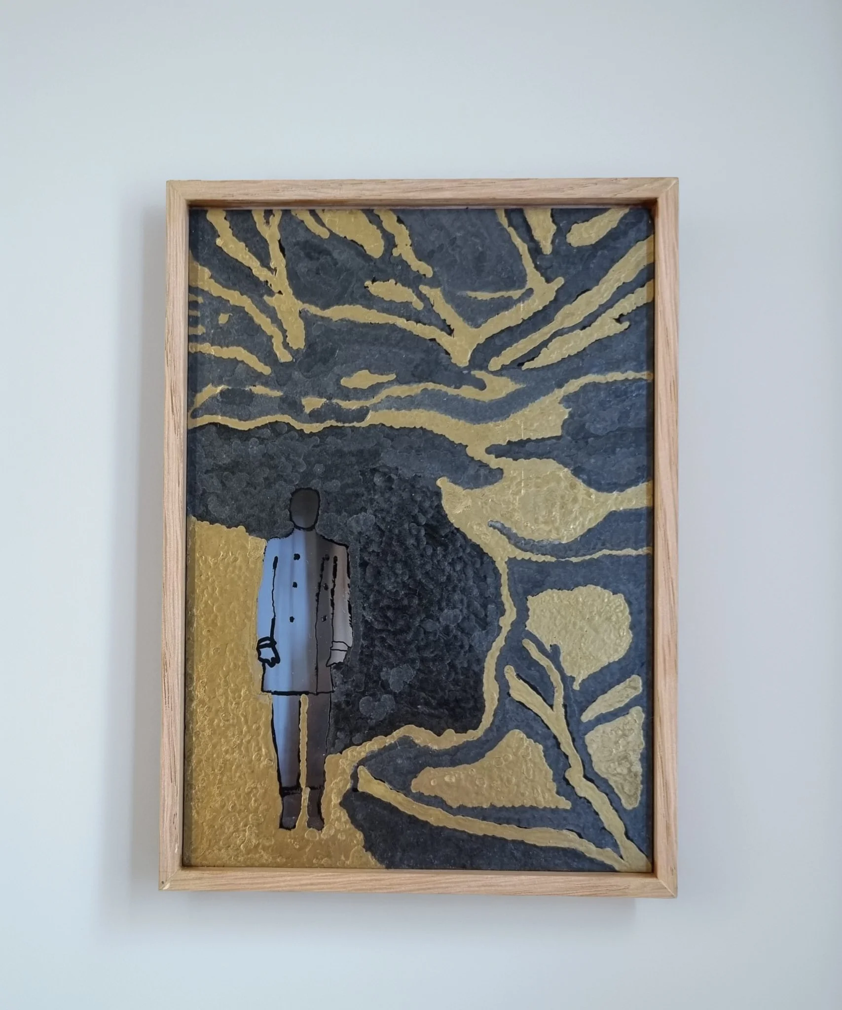  Golden Hour, 2025   Glass painting, wood  Size: 18x13x4 cm  