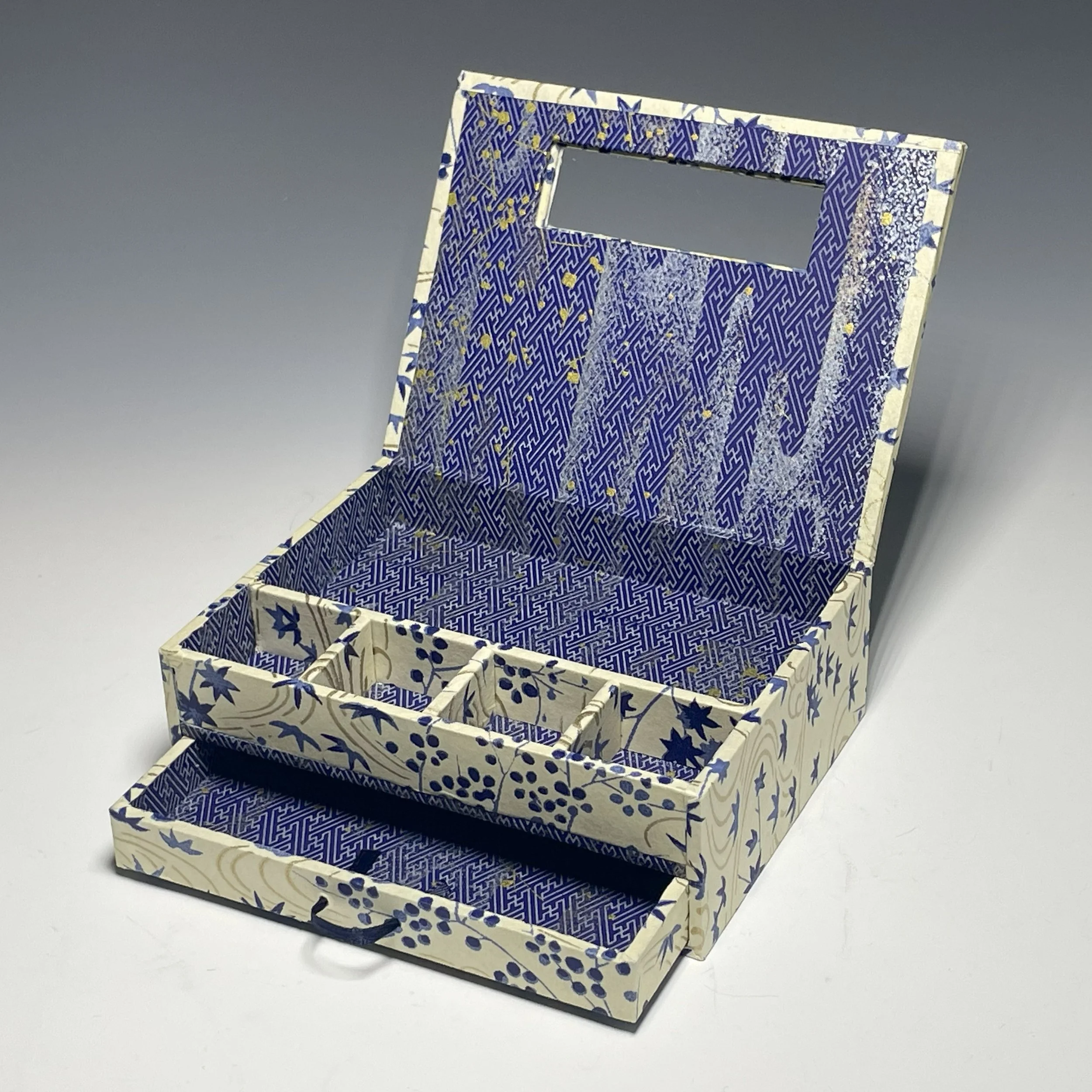 box with window and drawer.jpg
