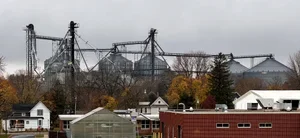 Grain+elevators+over+the+high+school+in+early+November-02.webp