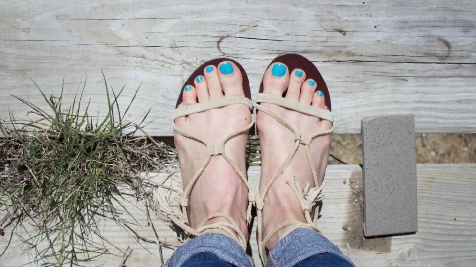 Nail Polish / Sandals (sold out) but loving these: 1 // 2 // 3 // 4