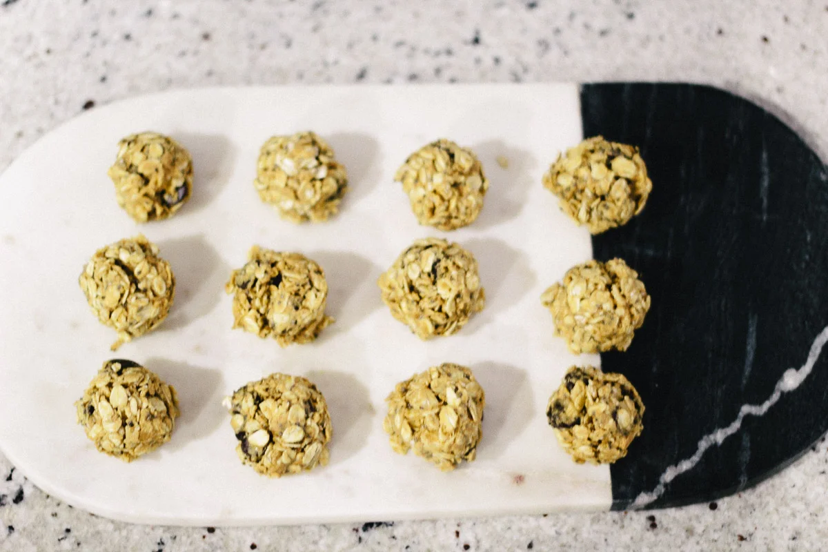 protein-energy-balls (3 of 3).jpg