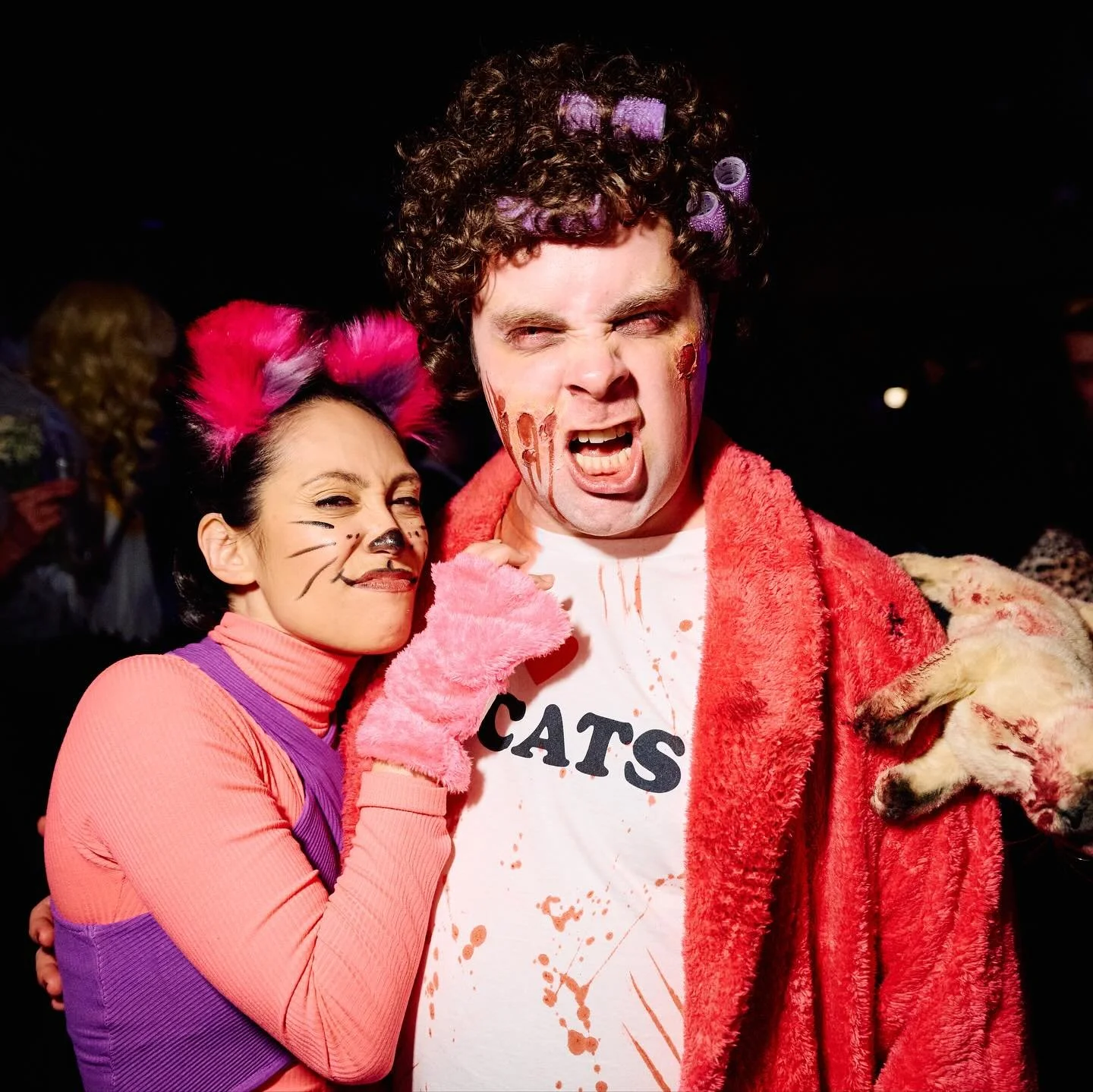 This is Halloween 🎃 

Thank you @omdkc @mariebshara @eviefreemann @morganzysman for throwing an epic @mincemeatbway party and showing us how Halloween is done this side of the pond 👻❤️

📸 1-4 by the ghoulishly great @jennyandersonphoto