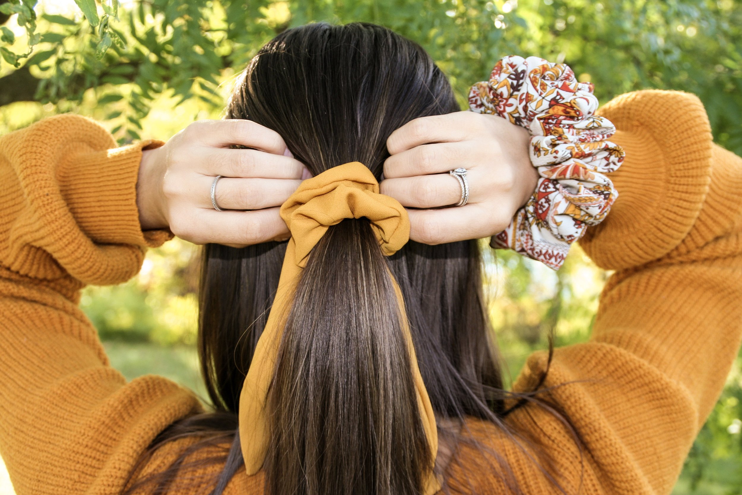 Camille bow hair clip - Mustard - Scrunchie is back
