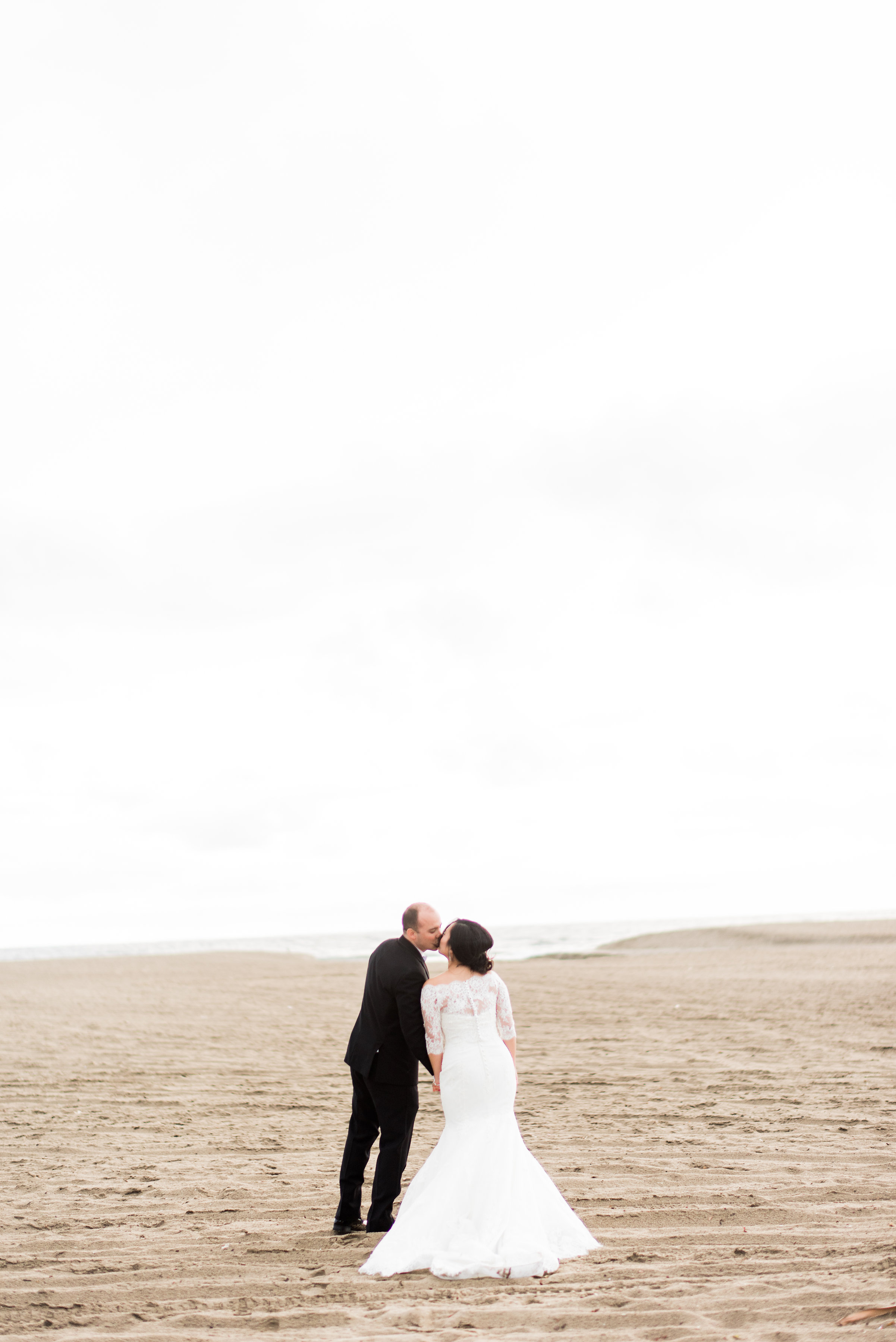 ASHLEYSUN_WEDDING_SANTAMONICA-728.jpg