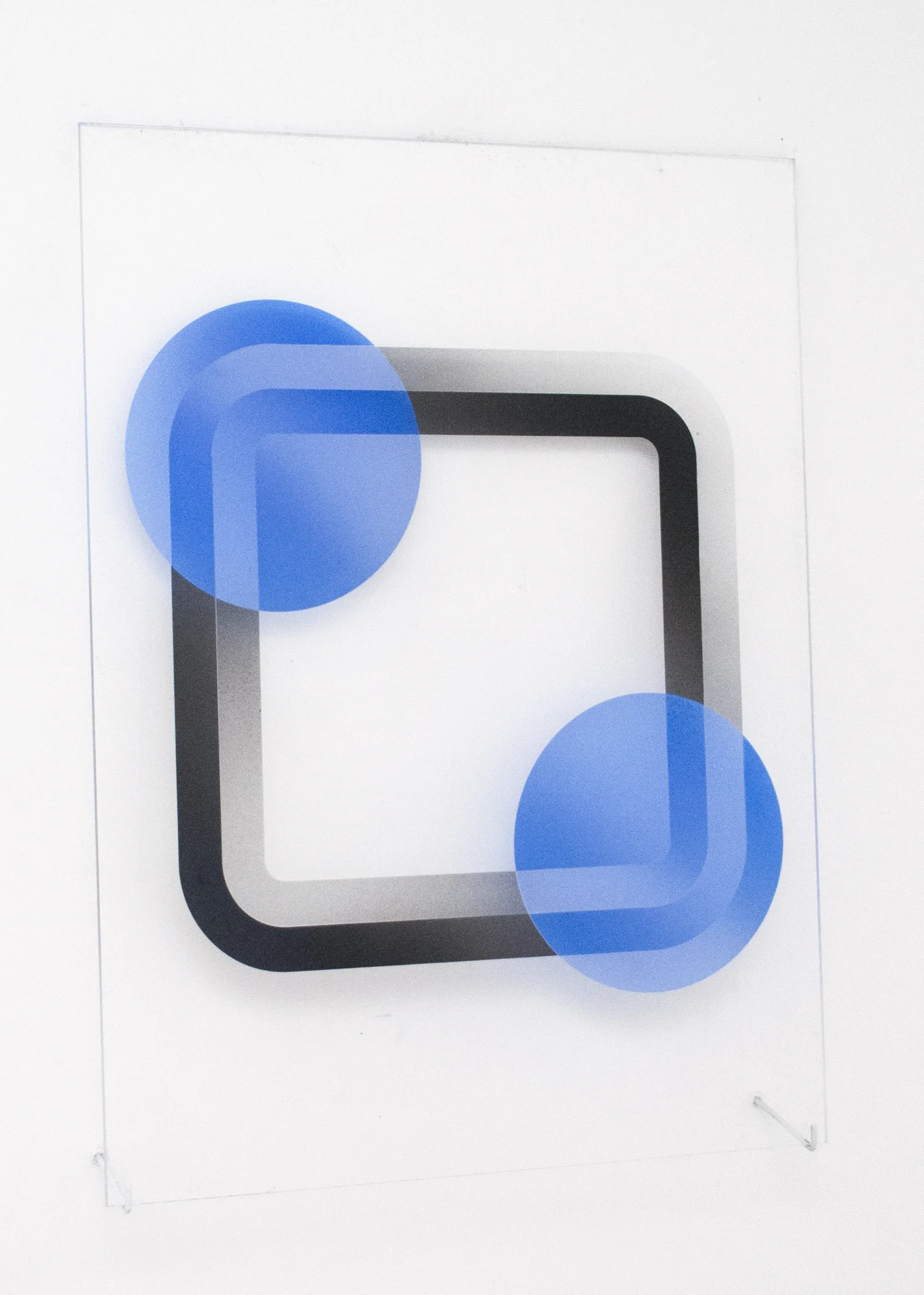 (untitled - two circles overlapping two arounded squares)