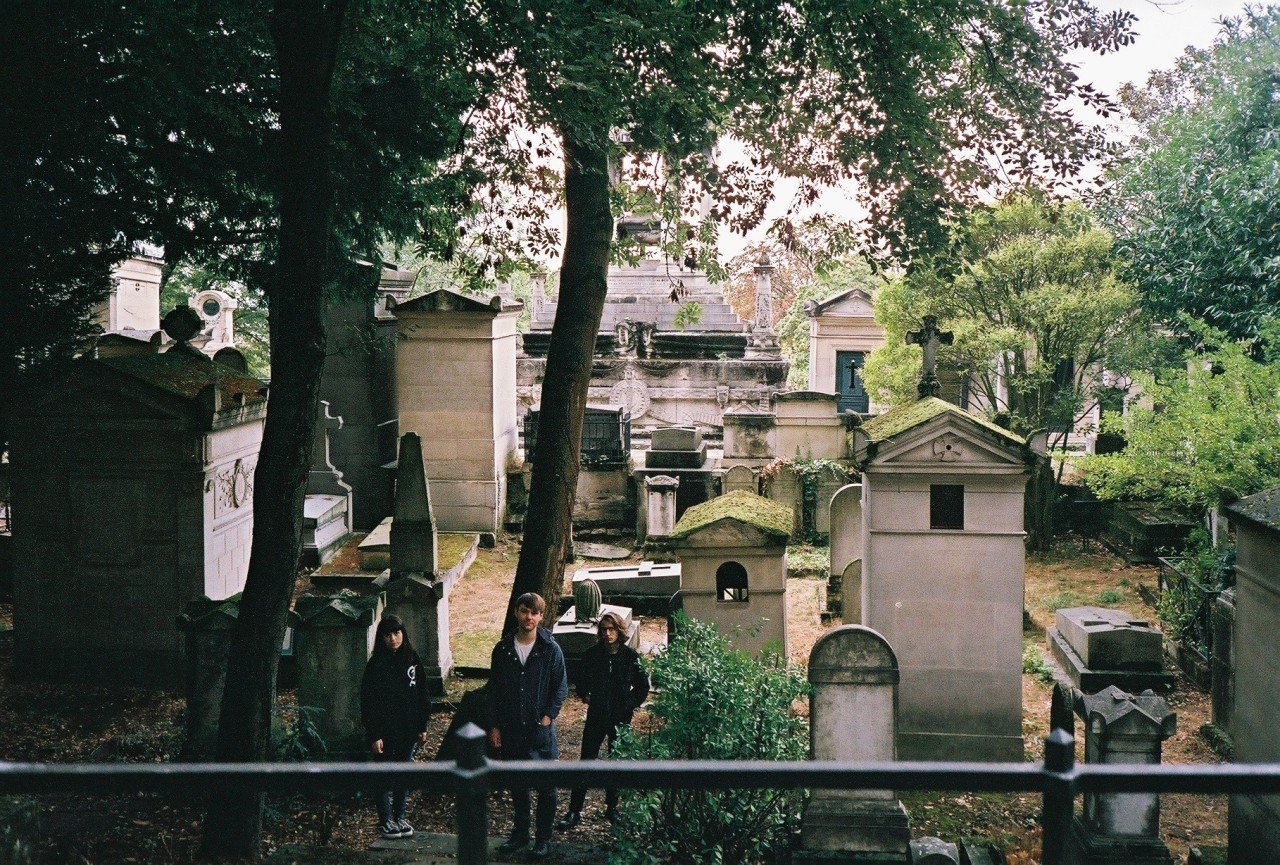 Fear of Men - Père Lachaise Cemetery, Paris