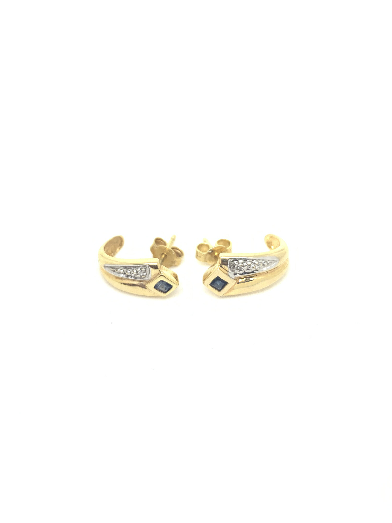EARRINGS.jpg