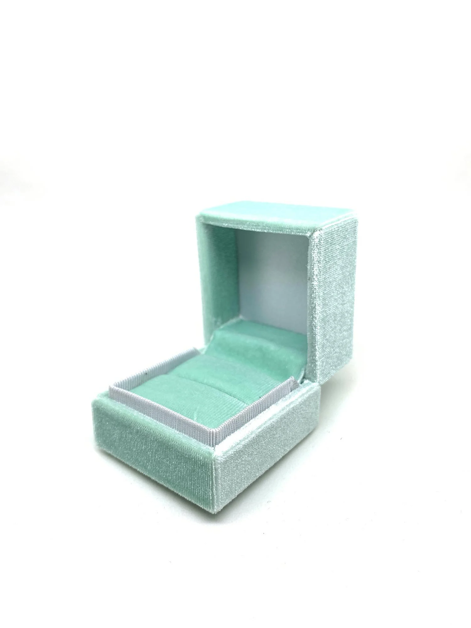 turquoise velvet box