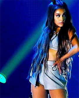 tumblr_inline_pg9gefd1Js1ri7rns_400.gif