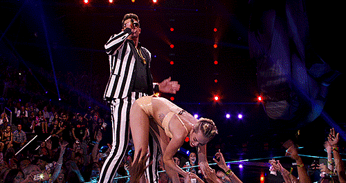 443aaf852df02133e147f866341674ca.gif