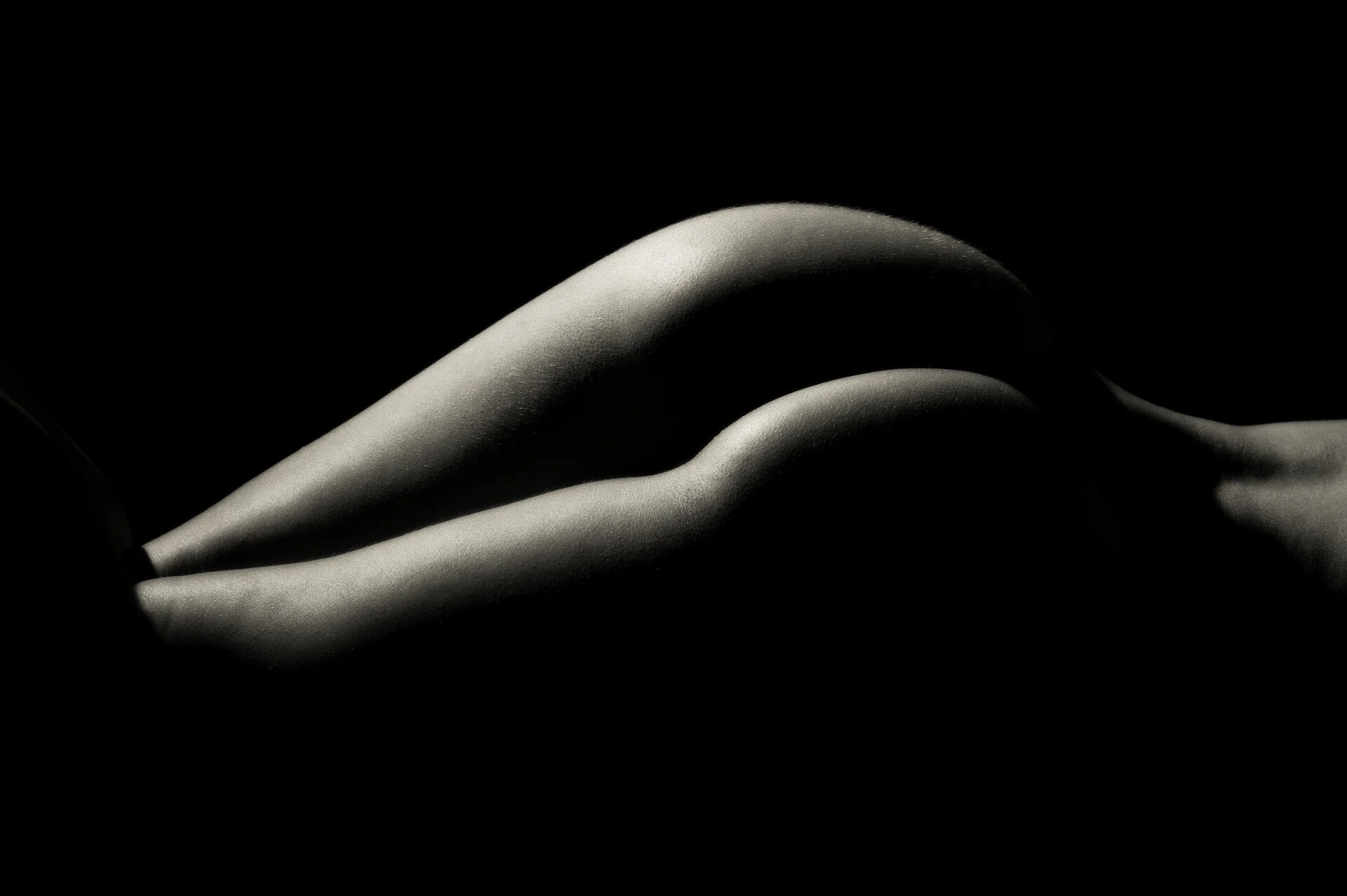 sensual-2335873_1920.jpg
