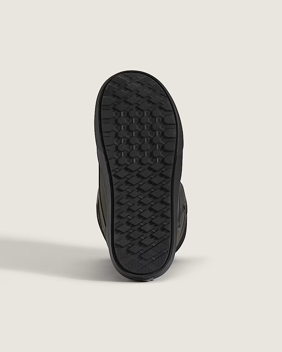 2526 AURA OG faded black sole.png