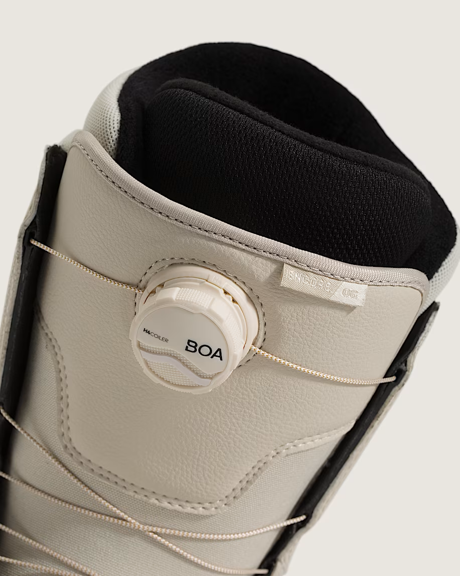 2526 ENCORE OG oatmeal boa.png