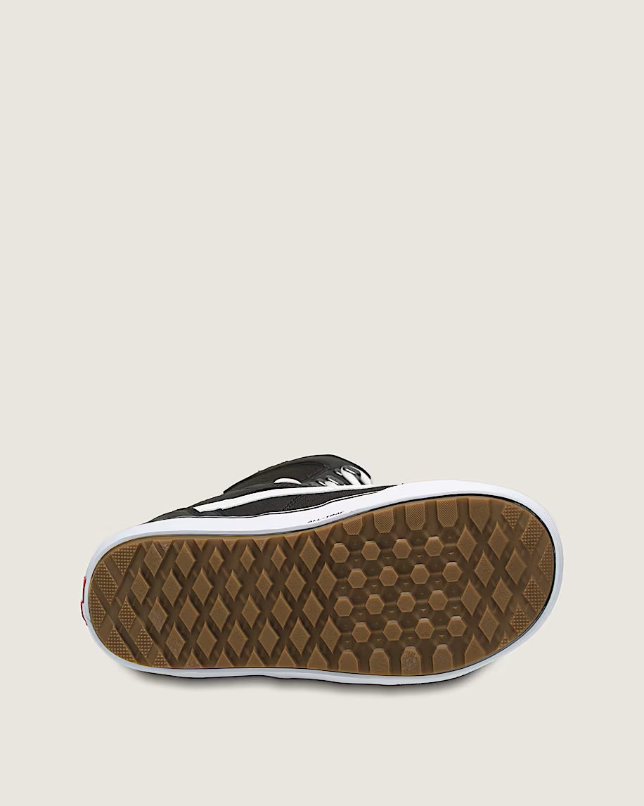 2526 HI STANDARD OG black-white sole.png