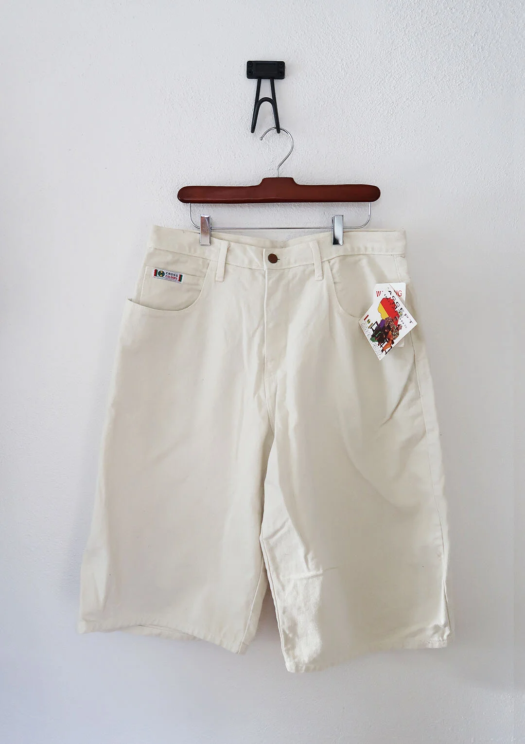 Vintage Cross Colours Long Short in Ecru