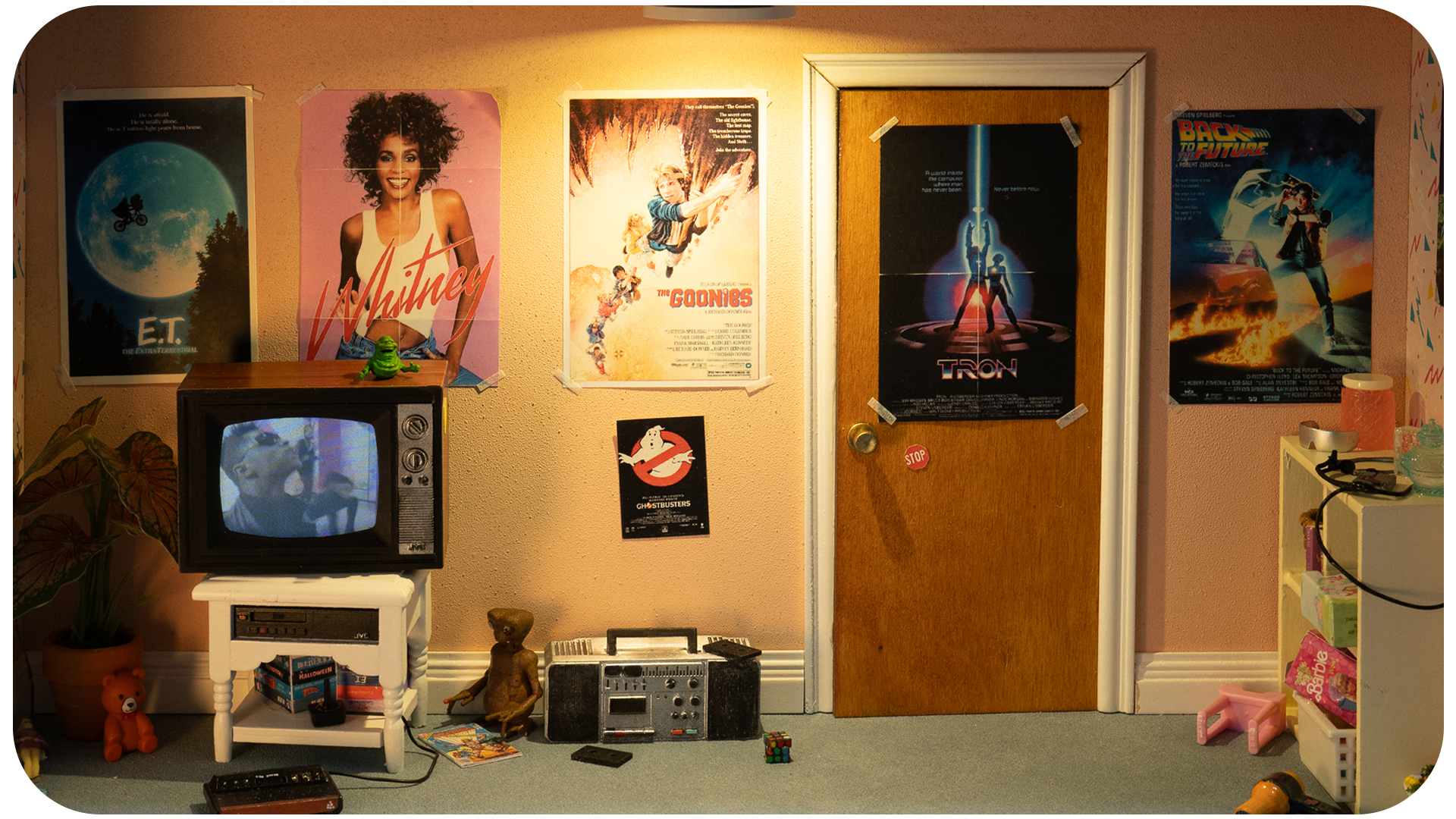 RETRO ROOM #16