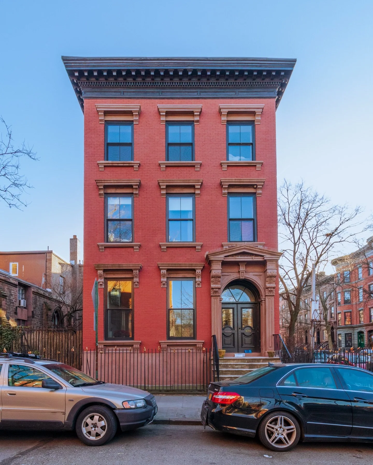 Around the time this house was built, you could buy a modest home in Cobble Hill for about $6,000. That&rsquo;s not 1840 money, that&rsquo;s 2021 money; the area was an absolute bargain. This particular home would have been a little more pricey but w