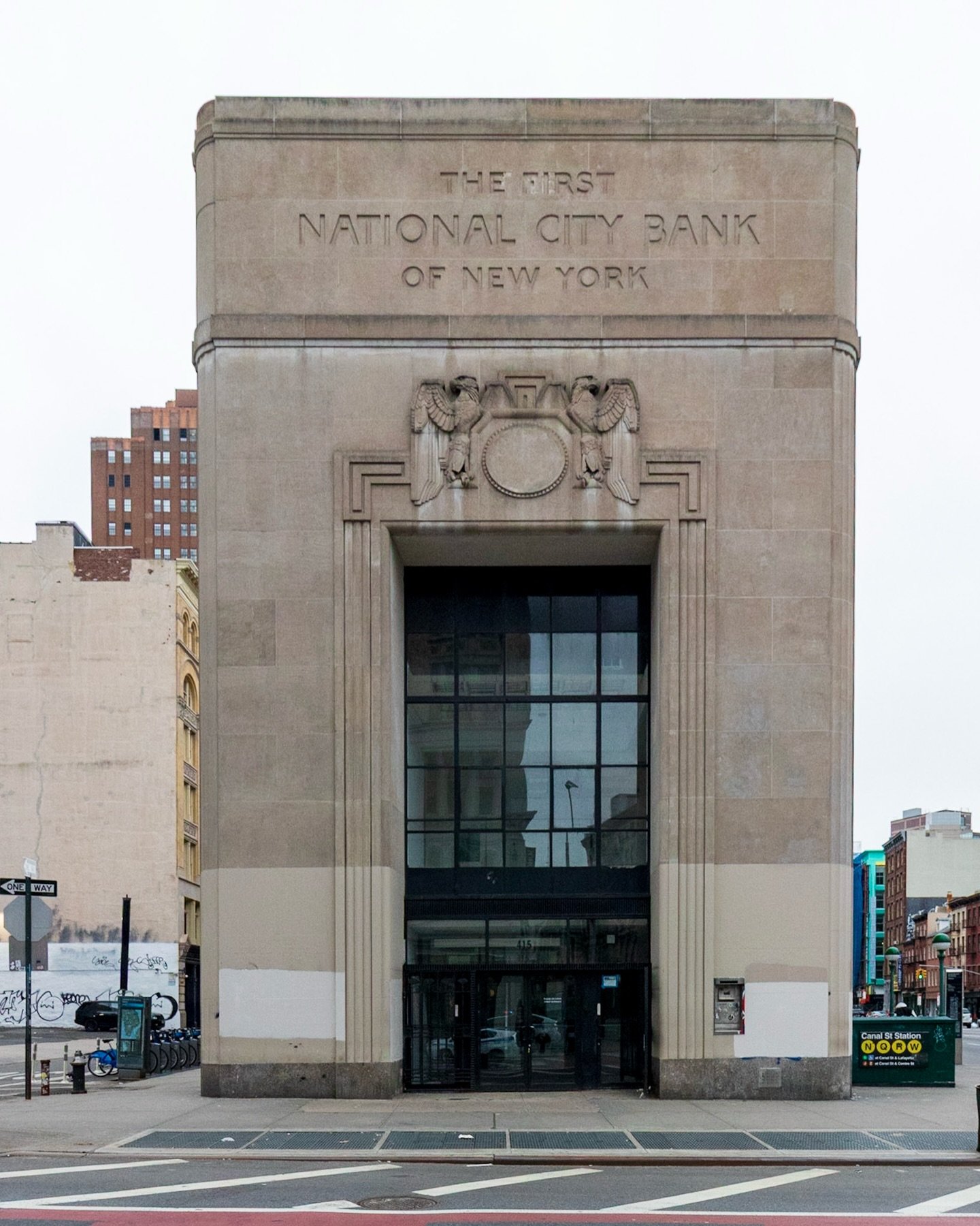 This building is 128 feet long. The further south you go in Manhattan, the more likely you are to stumble upon an interesting-shaped building. Because of the oblong block at the corner of Canal and Broadway, this bank had to incorporate a unique desi