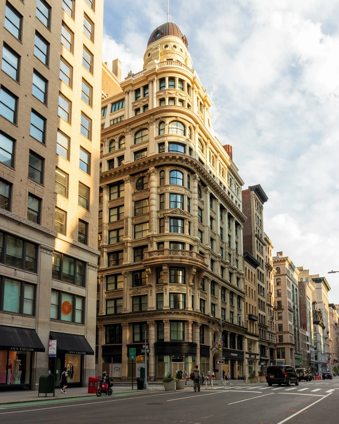 Lower 5th Avenue is home to some of the most majestic-looking buildings in the city, relics of Gilded Age Manhattan. 141-147 5th Avenue is one of the jewels adorning the neighborhood&rsquo;s crown. Construction on it began in 1896 for developer Henry