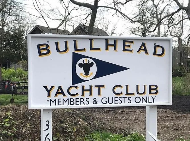 NYC Sign Painter Yacht Club sign by Taylor Talmage.JPG