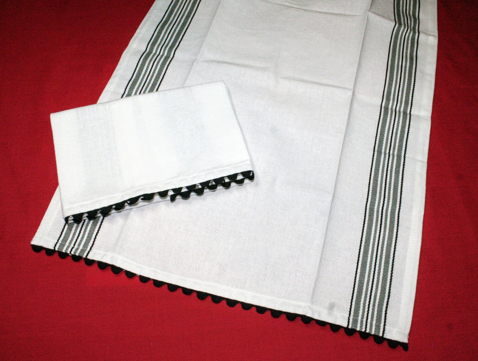 Retro Kitchen Towels – 3 Designs