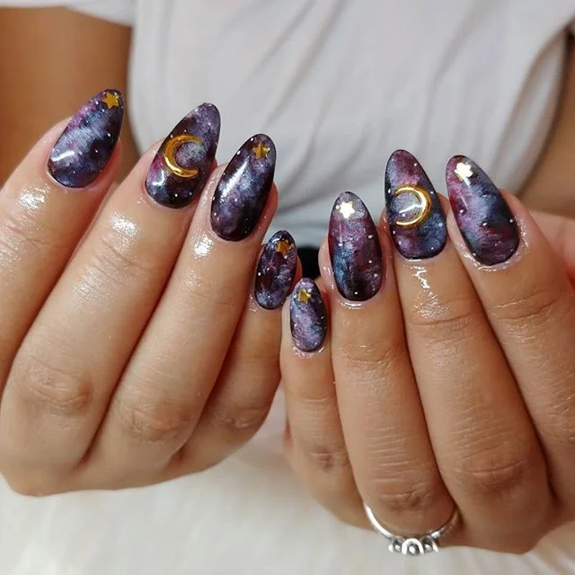 #galaxy #galaxynails #nailart 💜🌙💜
