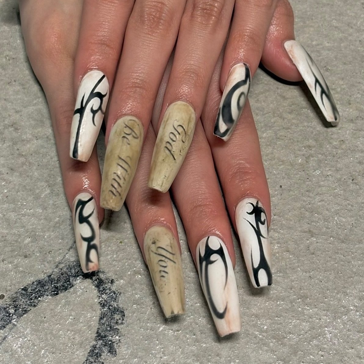 #nails @leona_topcoat 

#tokyonailsaln #ネイル
