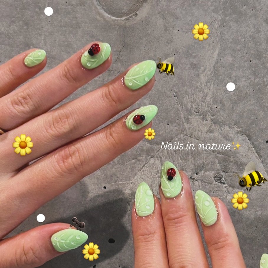 #nails by trainee Wakanaちゃん🐝
📍she is at Shimokitazawa location 😍 #下北沢 #shimokitazawa 

#tokyonailsalon