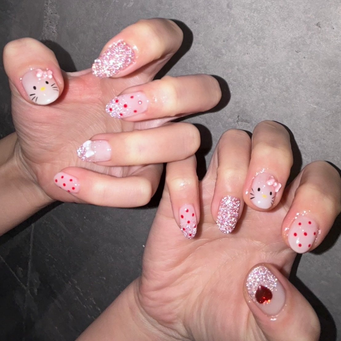 #hellokittynails @wakana_topcoat 🐈&zwj;⬛🎀
#キティちゃんネイル
#tokyonailsalon