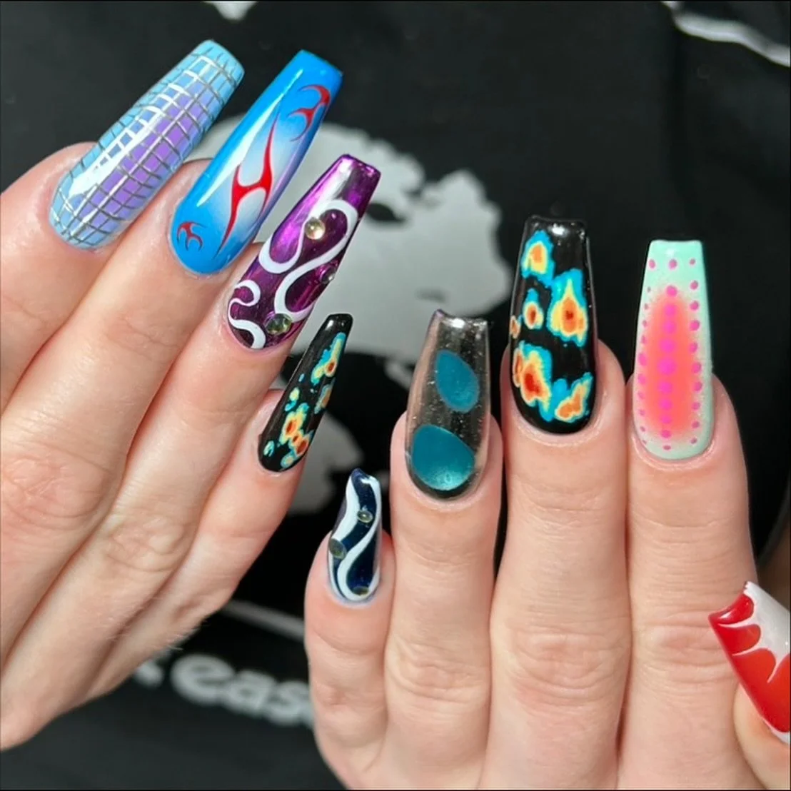 English /日本語🙆‍♀️ Tokyo nail salon 🐦‍⬛
@wakana_topcoat #nailart #nails #tokyonailsalon #shimokitazawa #下北沢ネイルサロン