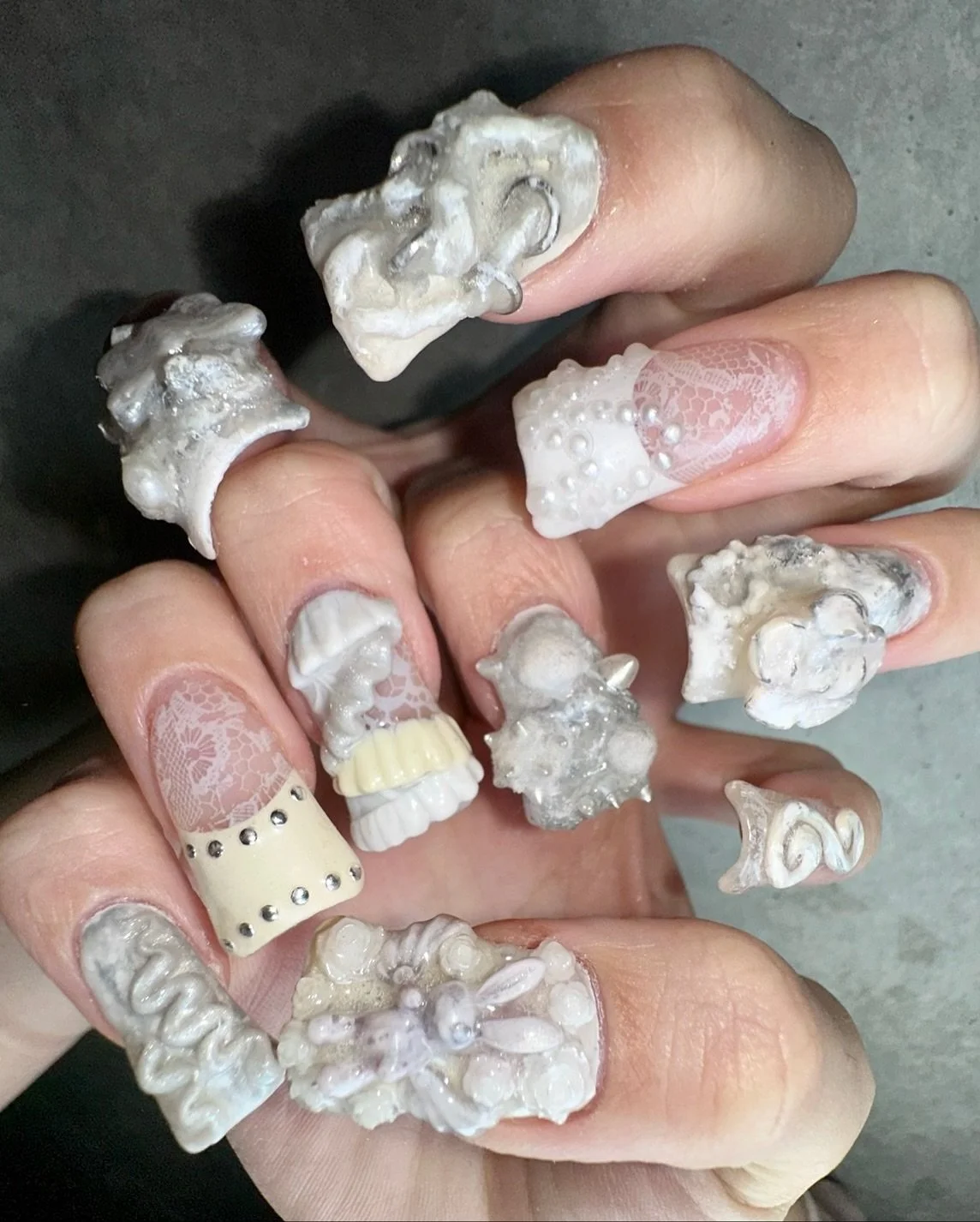 Nail salon Tokyo 🏹
@mami_topcoat #nails #tokyonailsalon #nailart #japanesegelnails #shimokitazawa #vintagestyle #下北沢ネイルサロン #ネイル