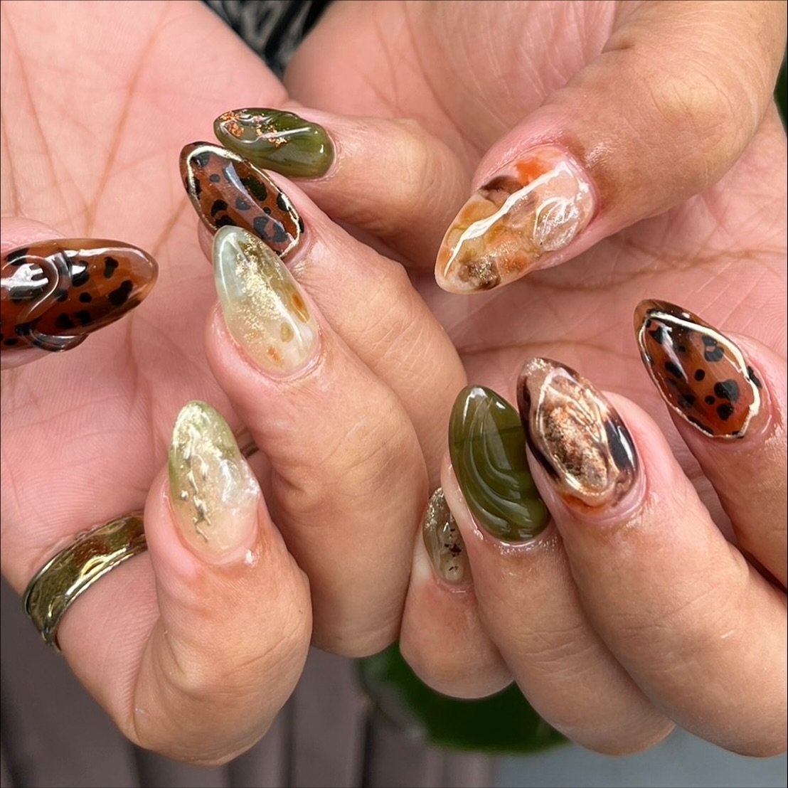 Tokyo Nail Salon 🍂 English/日本語🙆&zwj;♀️
@miku_topcoat #nails #fallnails #秋ネイル #tokyonails #nailsalontokyo #東京ネイルサロン